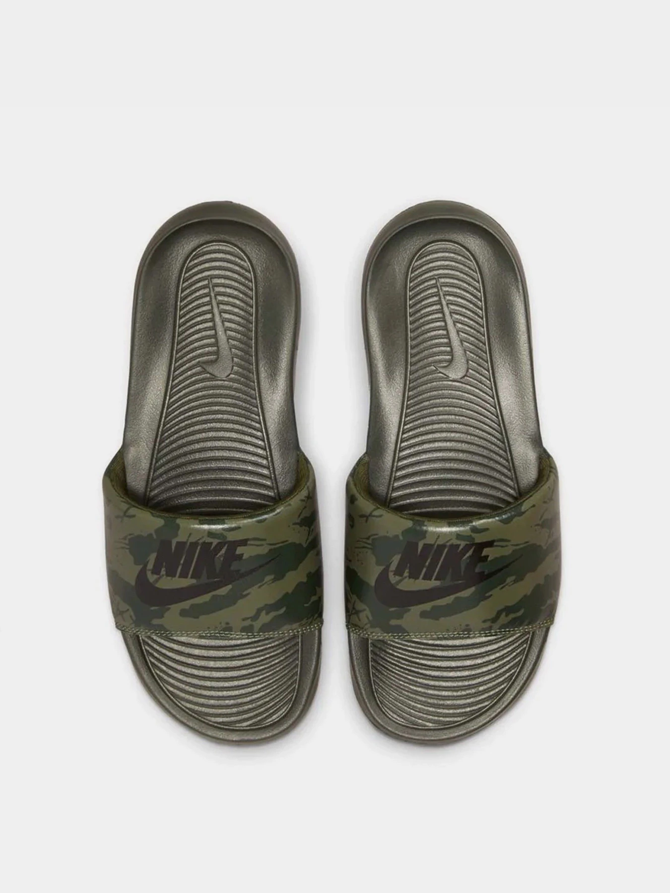 Шлёпанцы NIKE Victori One модель CN9678-200 Шлёпанцы NIKE Victori One модель CN9678-200 Фото