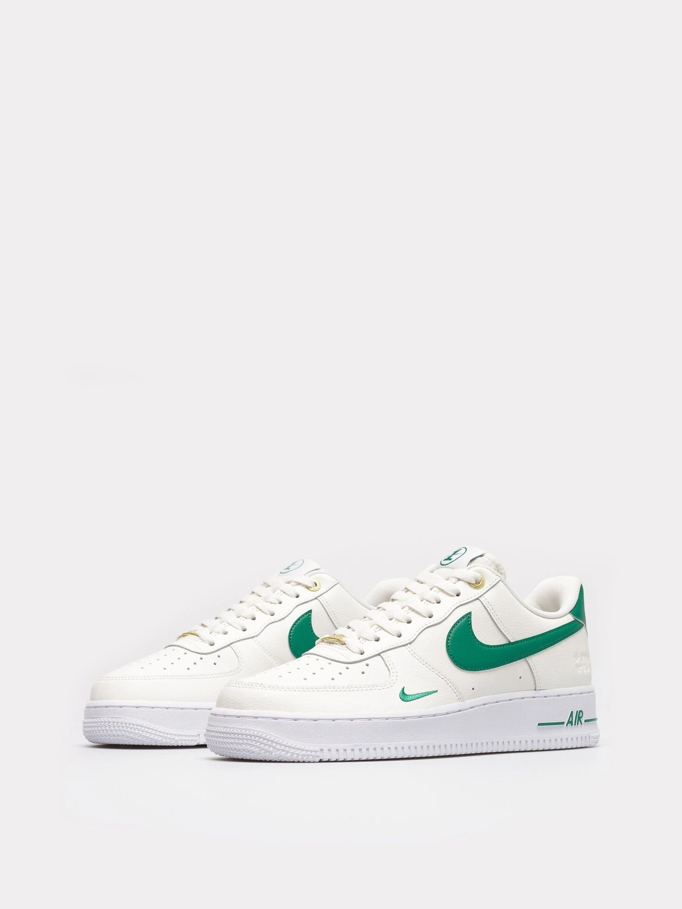 Кеды NIKE Air Force 1 07 LV8 модель DQ7658-101 Фото