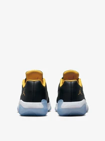 Кроссовки NIKE Air Jordan 11 CMFT модель CW0784-071 Фото