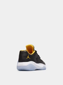 Кроссовки NIKE Air Jordan 11 CMFT модель CW0784-071 Фото