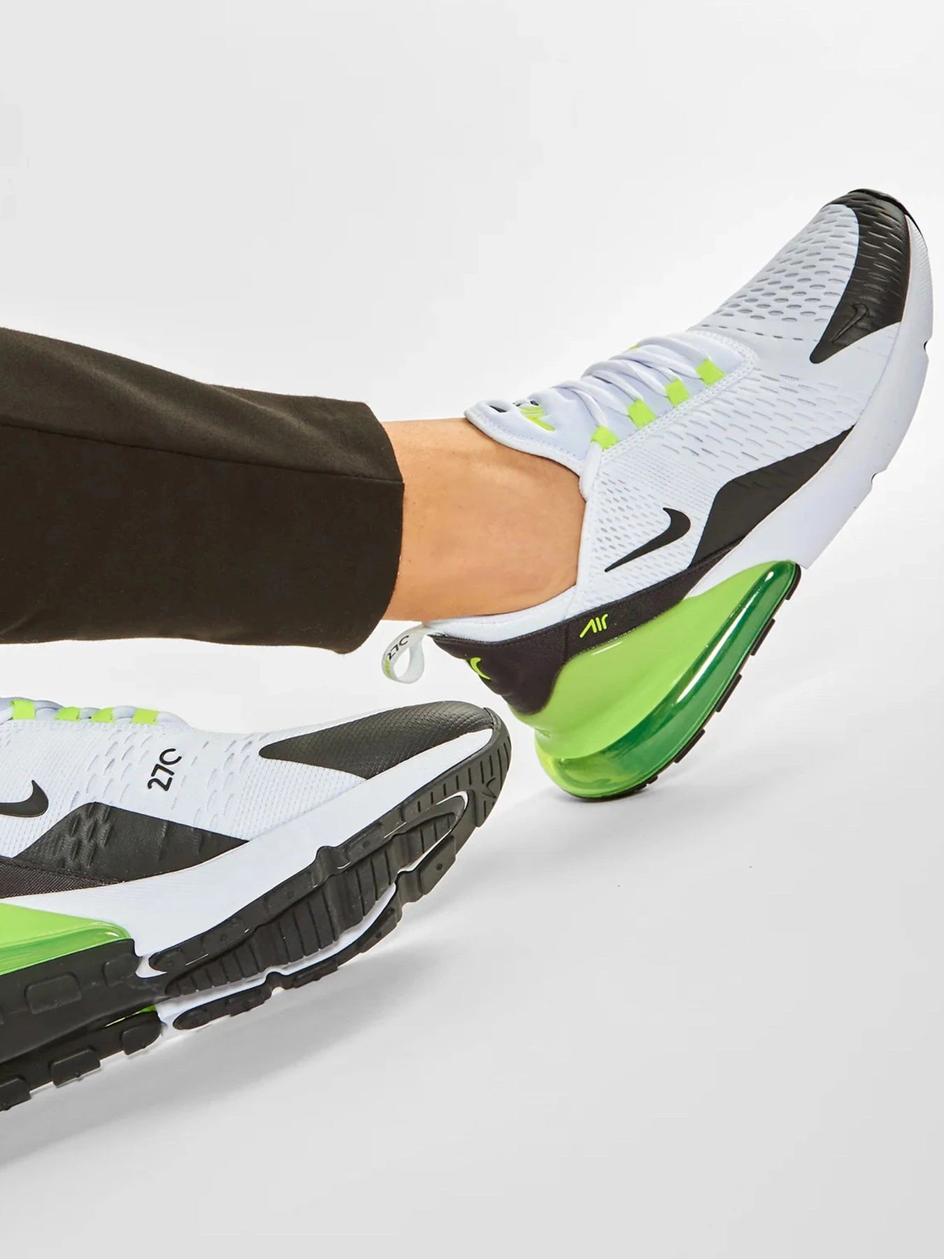 Кроссовки NIKE Air Max 270 модель DC0957-100 Фото