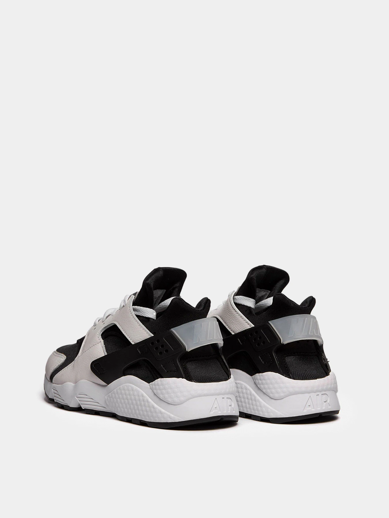 Кроссовки NIKE Air Huarache модель DD1068-001 Кроссовки NIKE Air Huarache модель DD1068-001 Фото