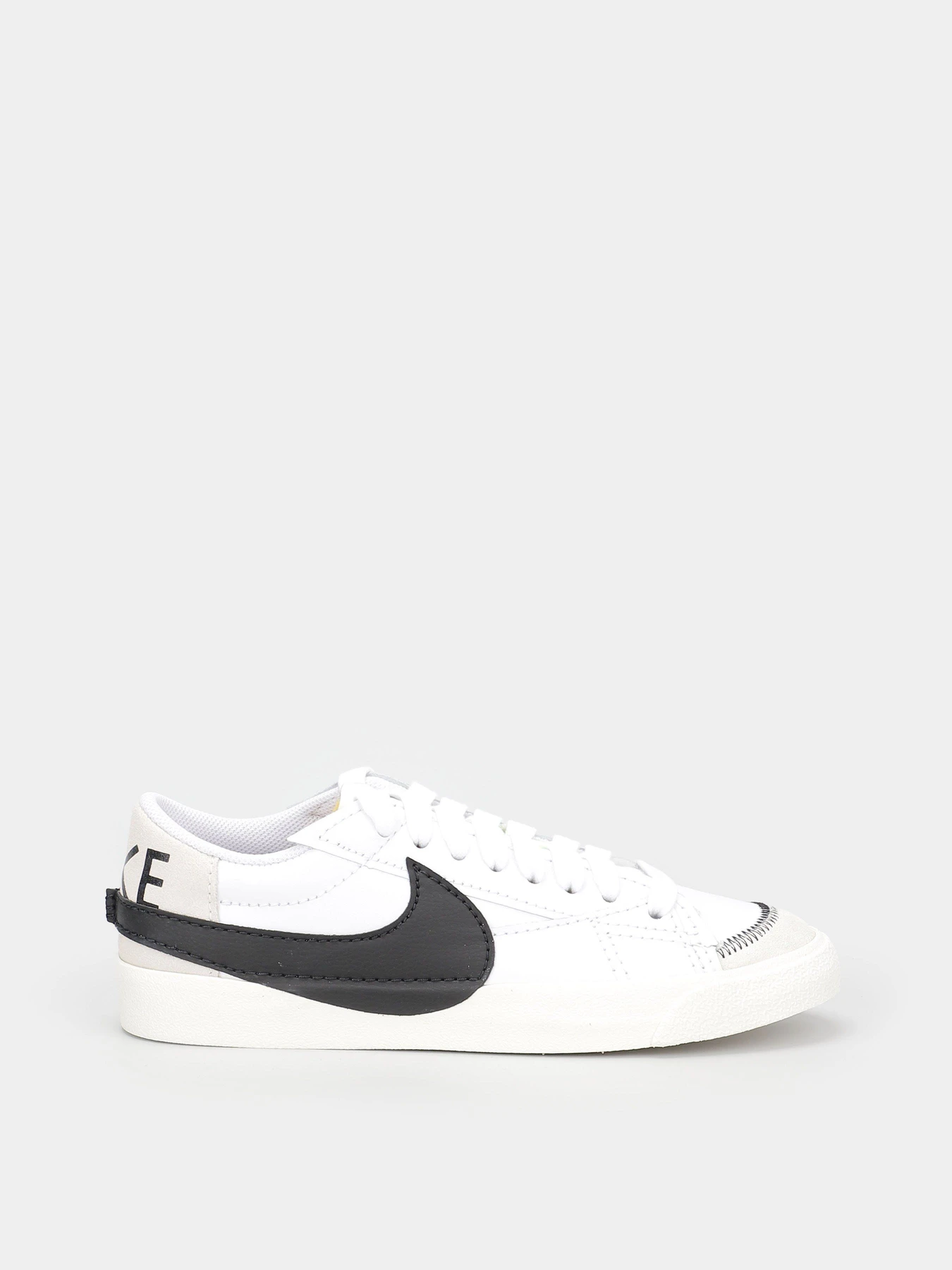 Кеди NIKE Blazer Low '77 Jumbo модель DN2158-101 Фото