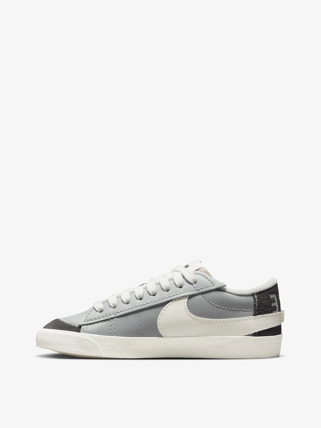 Кеди NIKE Blazer Low '77 Jumbo SE модель FJ5467-077 Кеди NIKE Blazer Low '77 Jumbo SE модель FJ5467-077 Фото