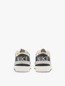 Кеди NIKE Blazer Low '77 Jumbo SE модель FJ5467-077 Фото