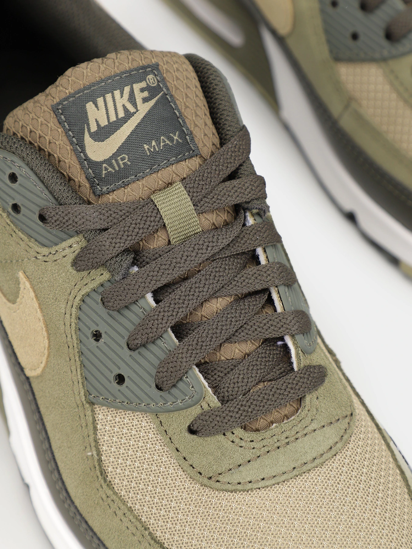 Кроссовки NIKE Air Max 90 модель DM0029-200 Фото