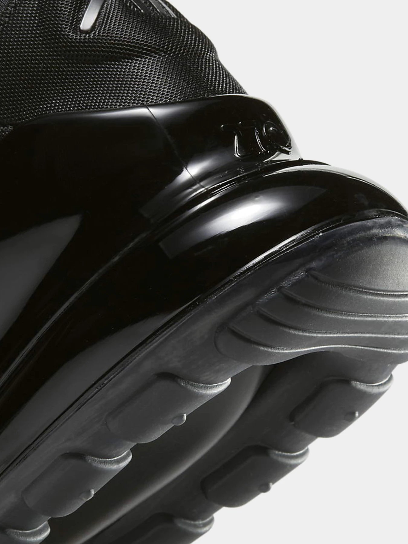 Кроссовки NIKE AIR MAX 270 G модель AH8050-005 Кроссовки NIKE AIR MAX 270 G модель AH8050-005 Фото
