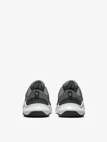 Кроссовки NIKE Legend Essential 4 модель DM1120-002 Фото