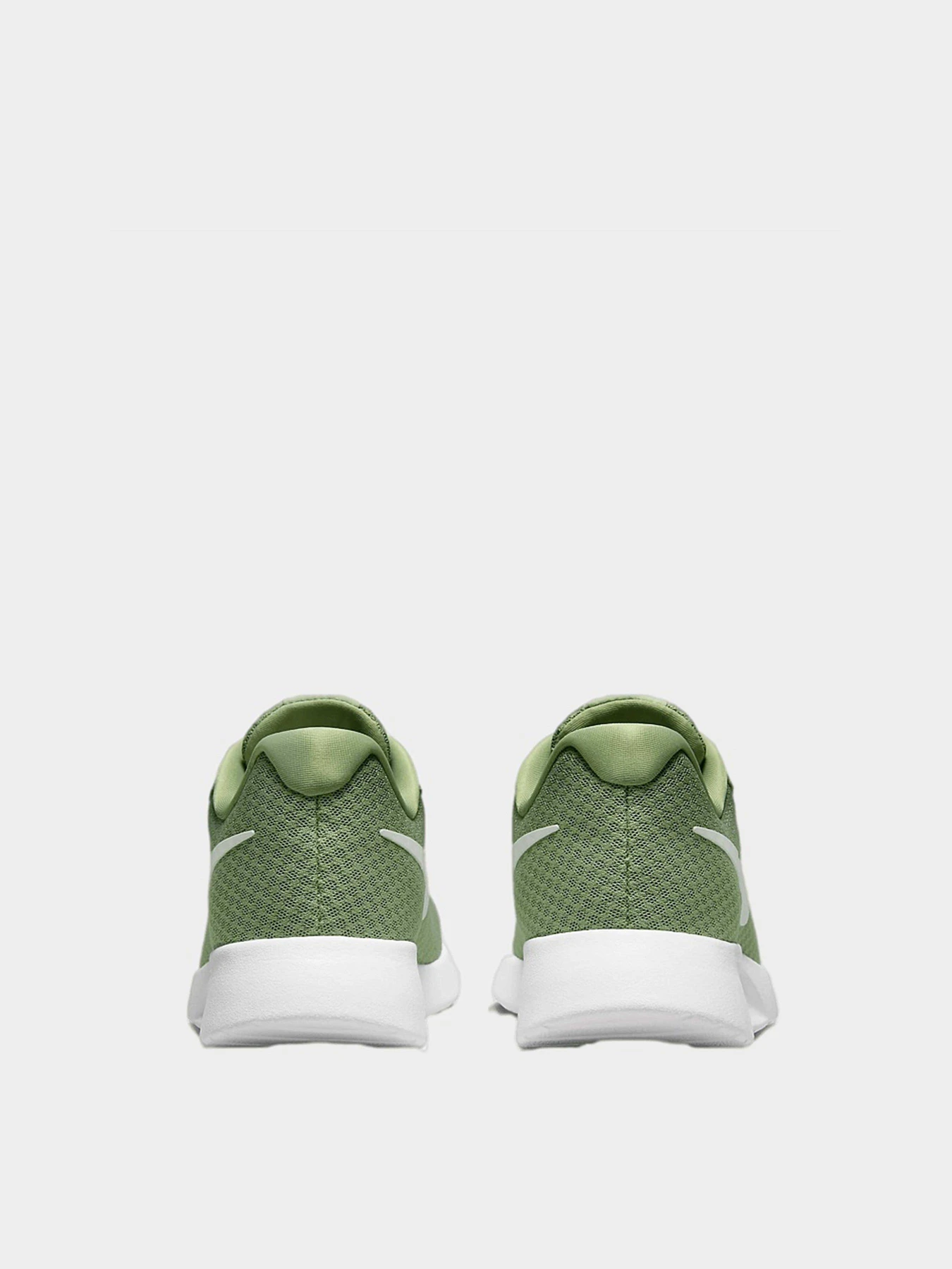 Кроссовки NIKE Tanjun Flyease модель DV7775-300 Кроссовки NIKE Tanjun Flyease модель DV7775-300 Фото