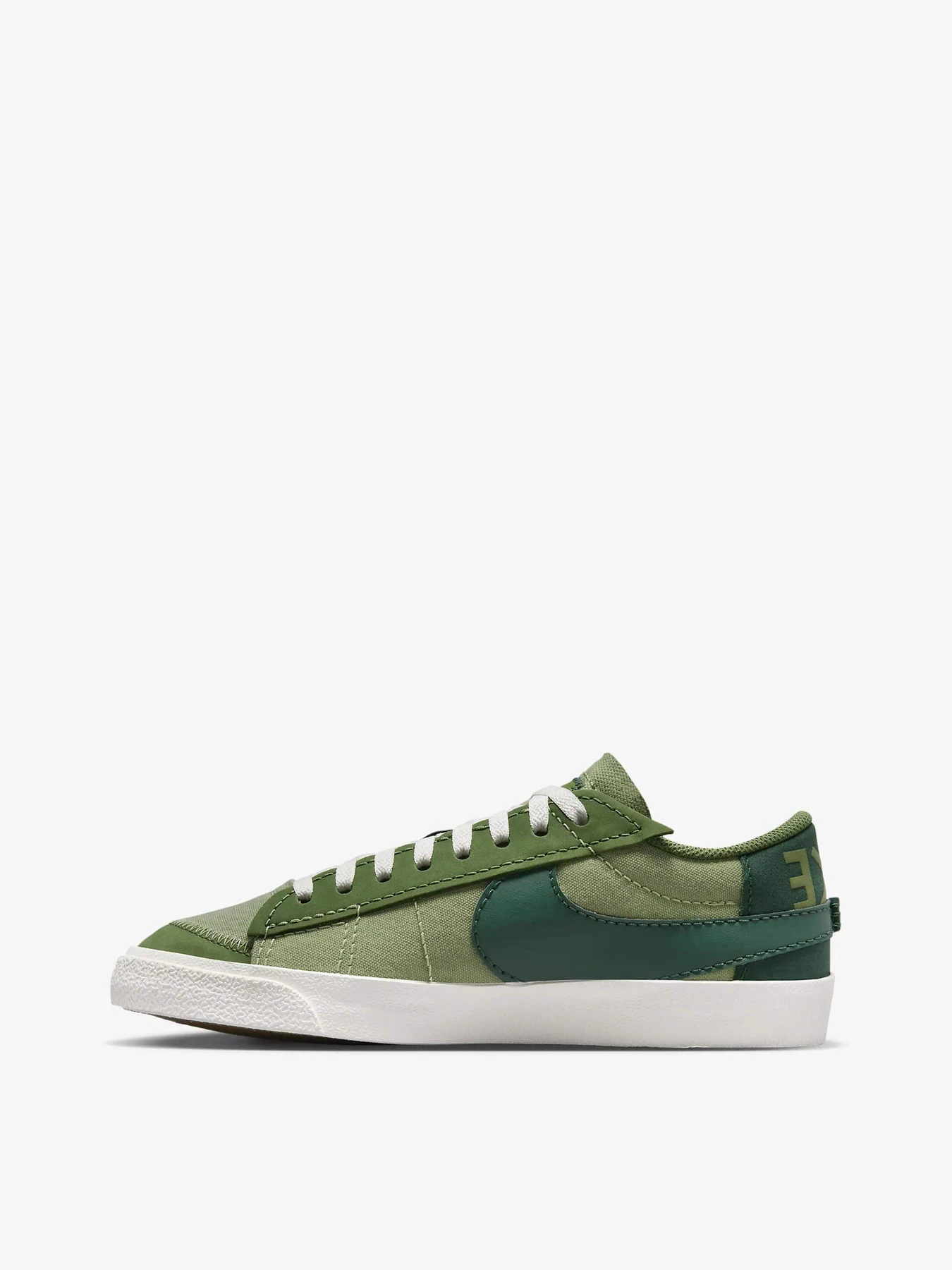 Кеди NIKE Blazer Low 77 Jumbo модель FJ5468-386 Кеди NIKE Blazer Low 77 Jumbo модель FJ5468-386 Фото