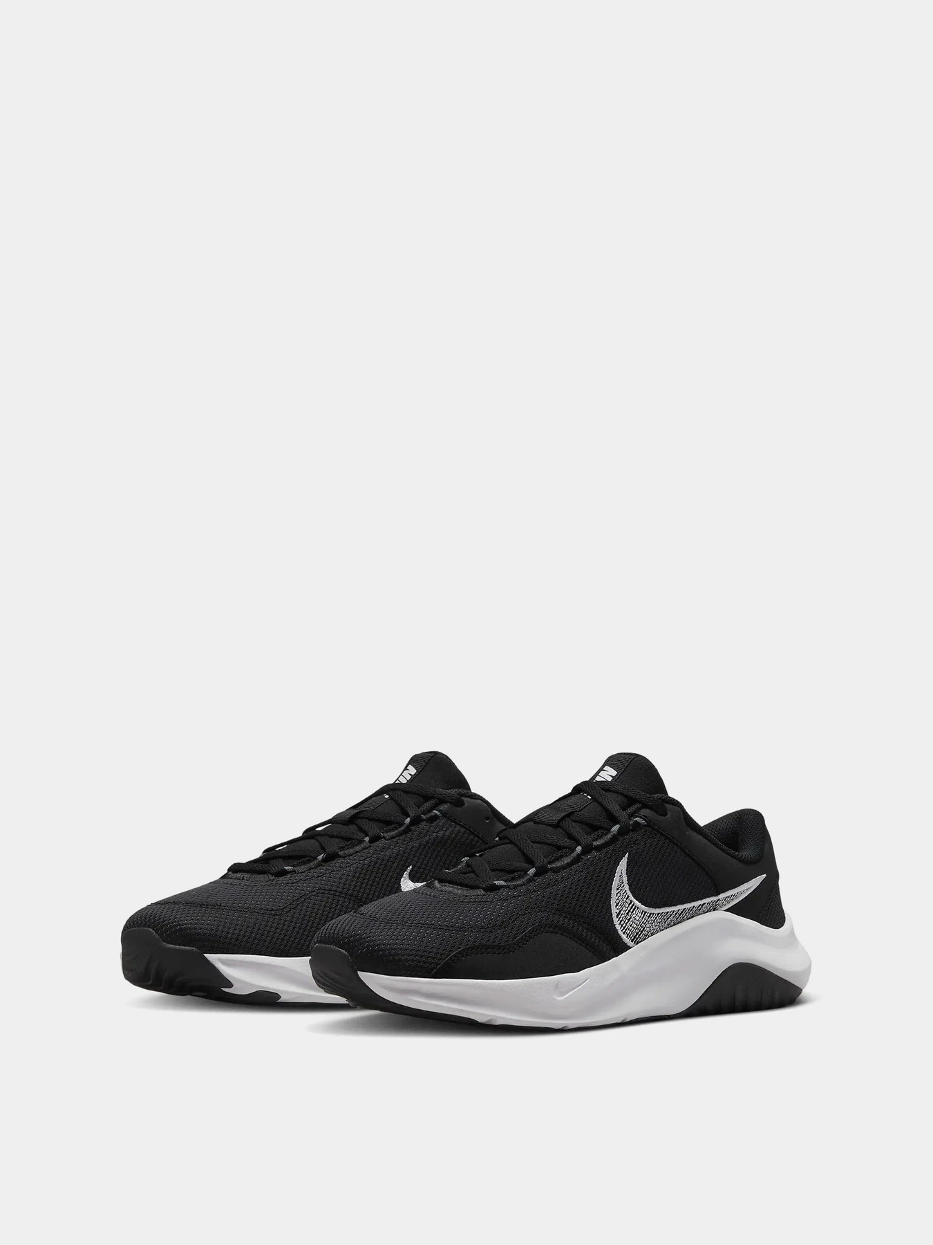 Кроссовки NIKE LEGEND ESSENTIAL 3 модель DM1120-001 Кроссовки NIKE LEGEND ESSENTIAL 3 модель DM1120-001 Фото