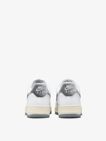Кеди NIKE Air Force 1 07 Lx модель DV7183-100 Фото