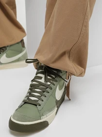 Кеди NIKE Blazer Mid Pro Club модель DQ7673-301 Фото