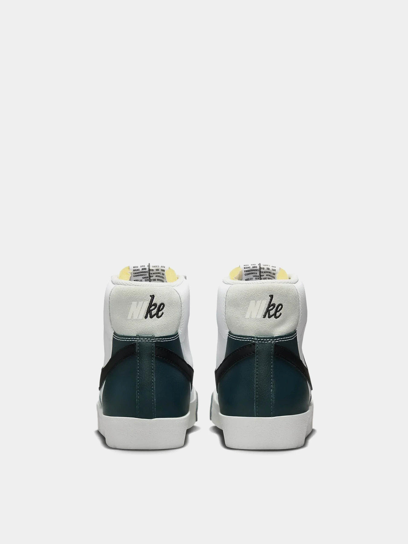 Кеды NIKE Blazer Mid 77 Premium модель FB8889-100 Кеды NIKE Blazer Mid 77 Premium модель FB8889-100 Фото