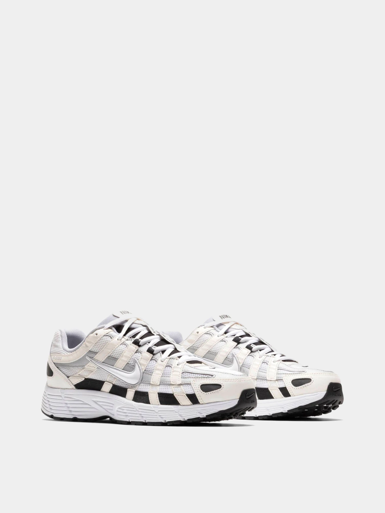Кроссовки NIKE P-6000 модель CD6404-101 Кроссовки NIKE P-6000 модель CD6404-101 Фото
