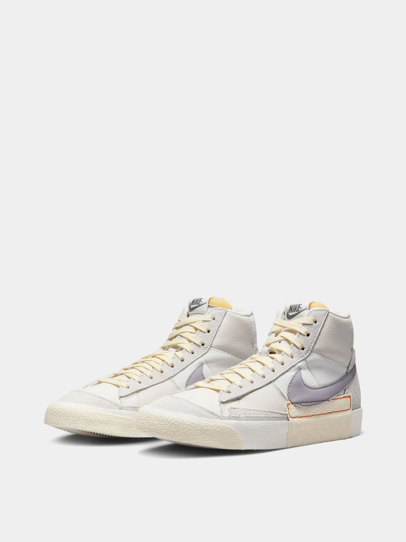 Кеды NIKE BLAZER MID PRO CLUB модель DQ7673-104 Фото