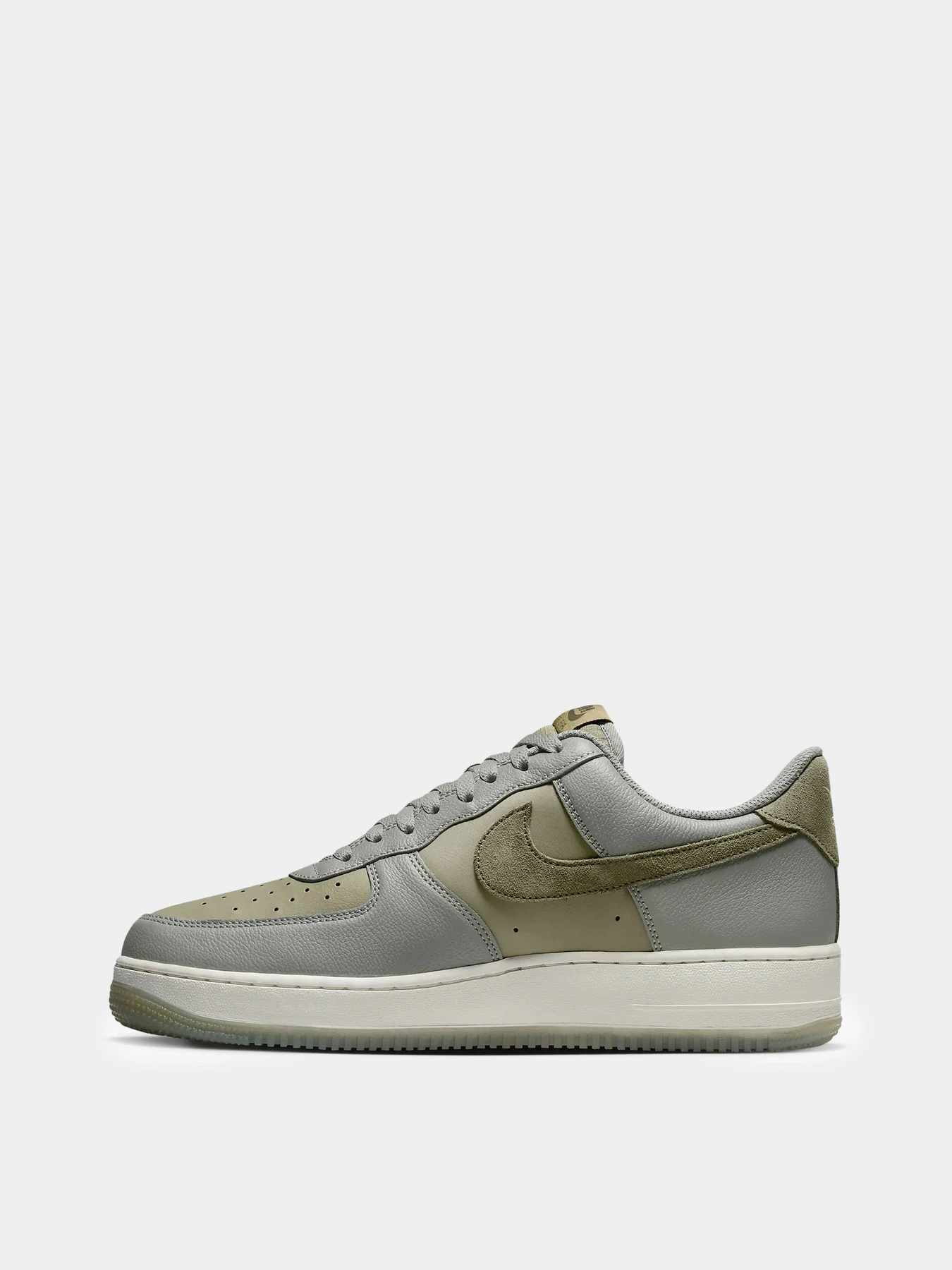 Кеди NIKE AIR FORCE 1 07 LX модель FJ4170-002 Кеди NIKE AIR FORCE 1 07 LX модель FJ4170-002 Фото