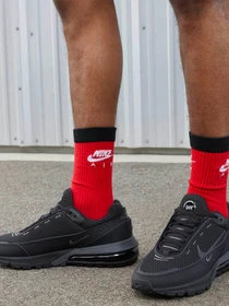 Кроссовки NIKE AIR MAX PULSE модель DR0453-003 Фото