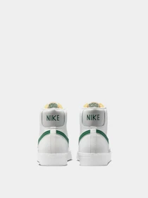 Кеды NIKE BLAZER MID '77 VINTAGE модель BQ6806-127 Фото