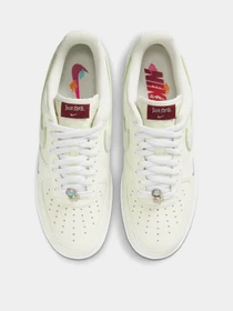 Кеди NIKE AIR FORCE 1 LOW модель FZ5052-131 Фото