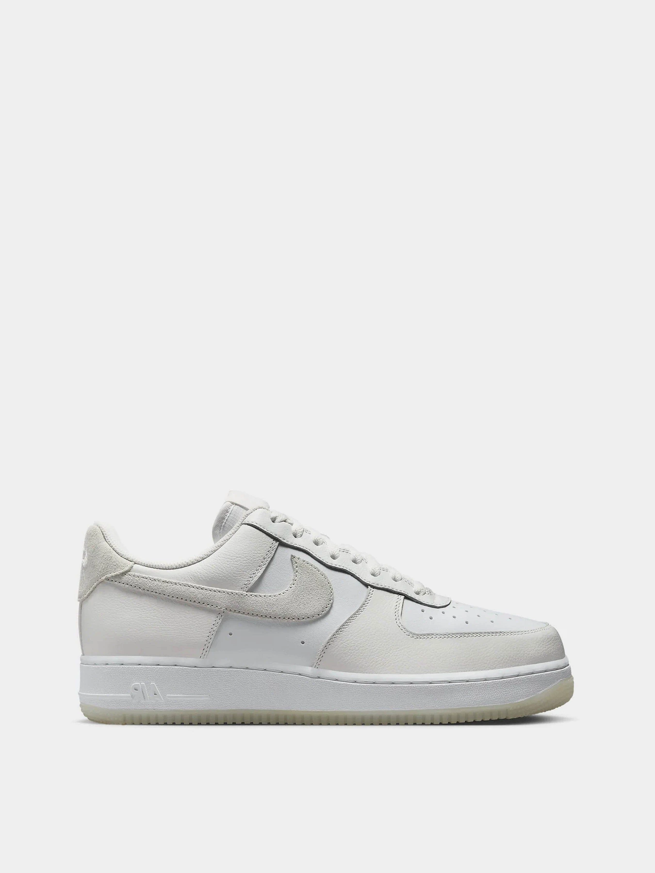 Кеды NIKE AIR FORCE 1 07 LV8 модель FN5832-100 Кеды NIKE AIR FORCE 1 07 LV8 модель FN5832-100 Фото