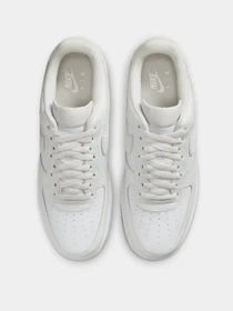 Кеды NIKE AIR FORCE 1 07 LV8 модель FN5832-100 Фото