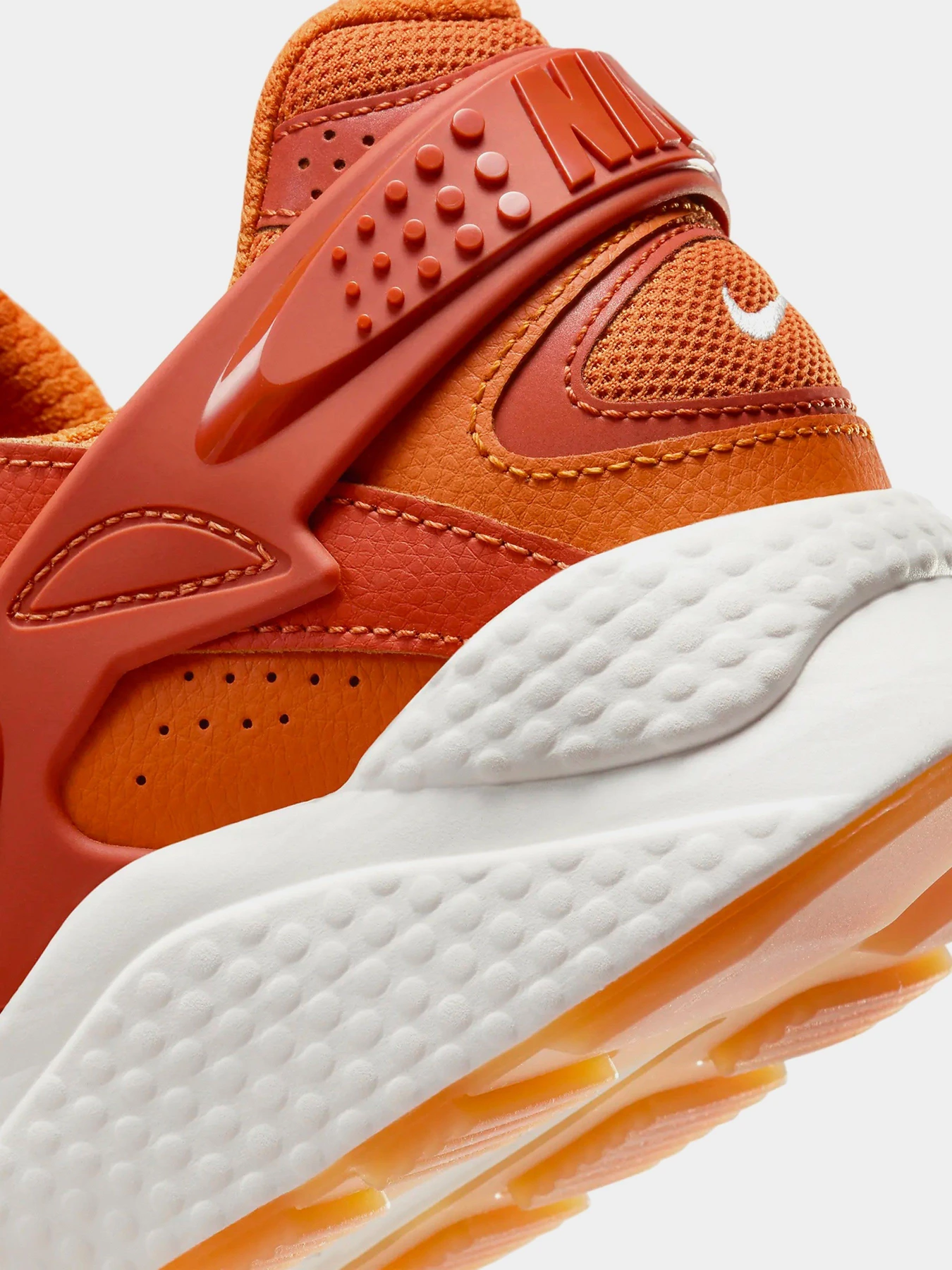 Кроссовки NIKE AIR HUARACHE RUNNER модель DZ3306-800 Кроссовки NIKE AIR HUARACHE RUNNER модель DZ3306-800 Фото