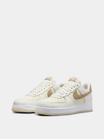 Кеды NIKE AIR FORCE 1 '07 LV8 модель FN5832-101 Фото