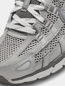 Кроссовки NIKE P-6000 модель FN6837-012 Фото