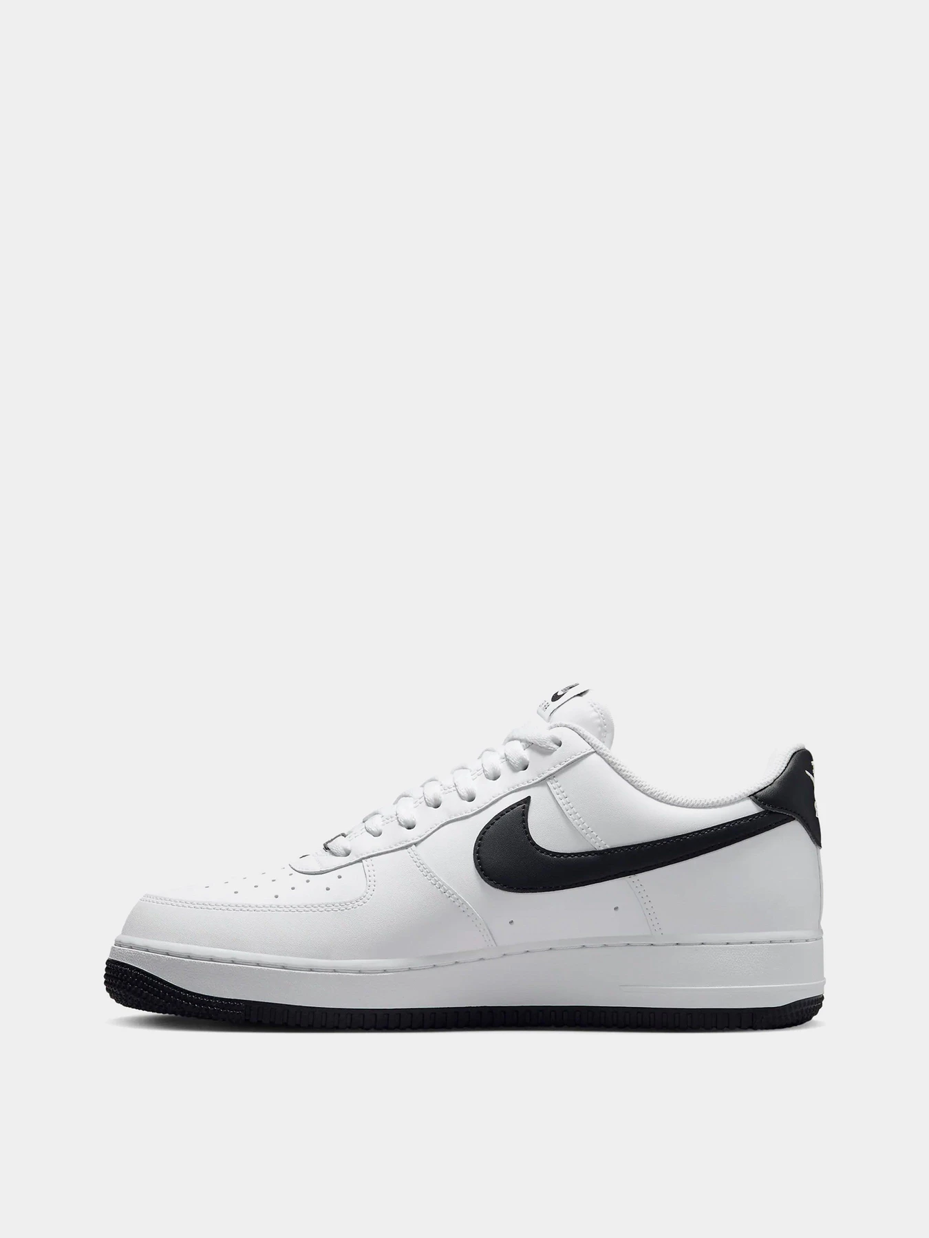 Кеды NIKE AIR FORCE 1 '07 модель FQ4296-101 Кеды NIKE AIR FORCE 1 '07 модель FQ4296-101 Фото