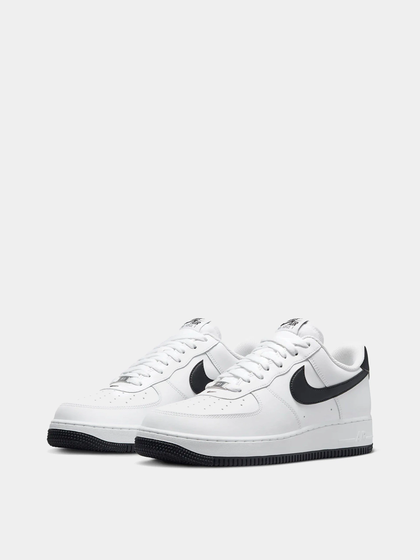 Кеды NIKE AIR FORCE 1 '07 модель FQ4296-101 Кеды NIKE AIR FORCE 1 '07 модель FQ4296-101 Фото