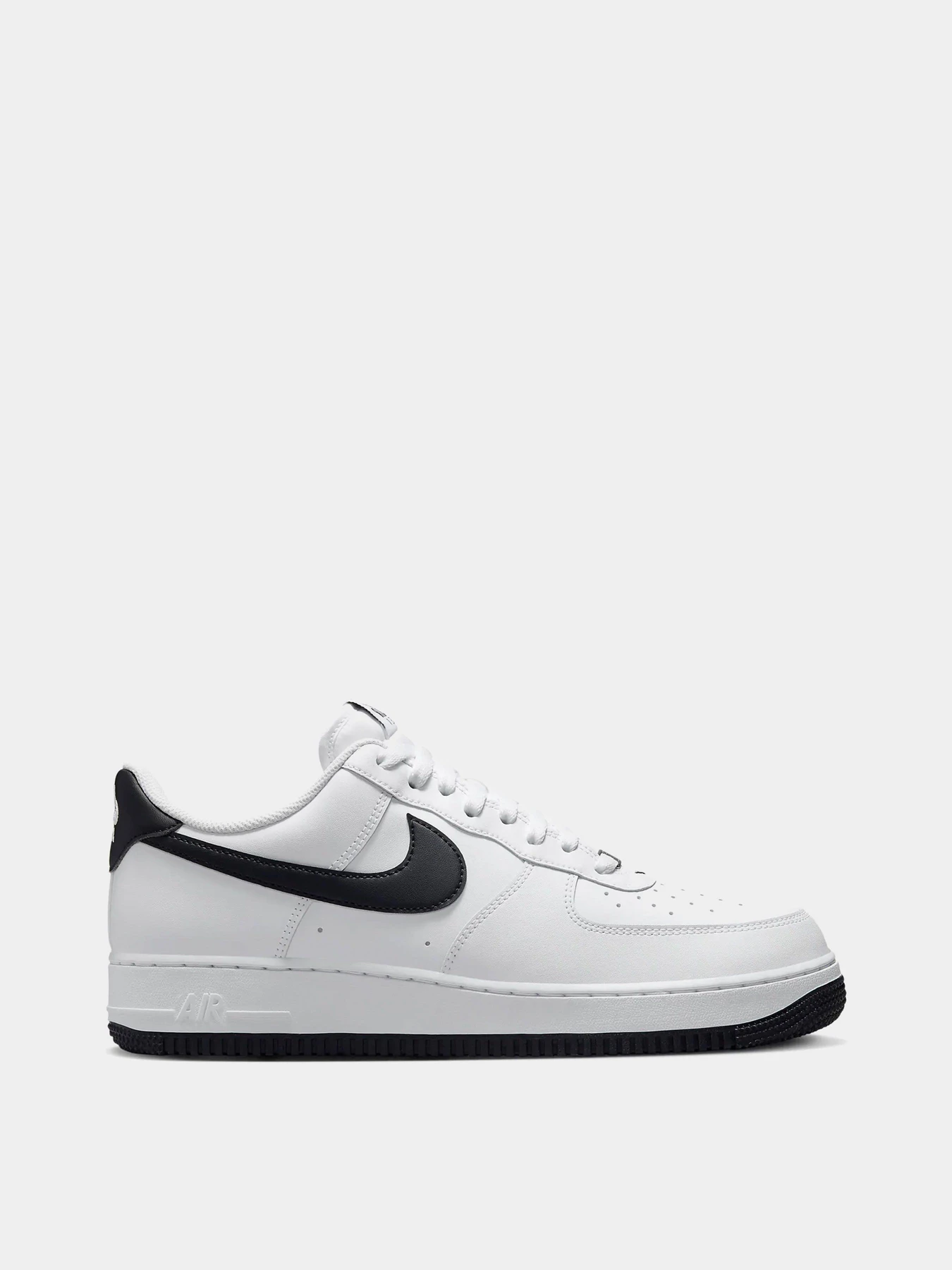 Кеды NIKE AIR FORCE 1 '07 модель FQ4296-101 Кеды NIKE AIR FORCE 1 '07 модель FQ4296-101 Фото