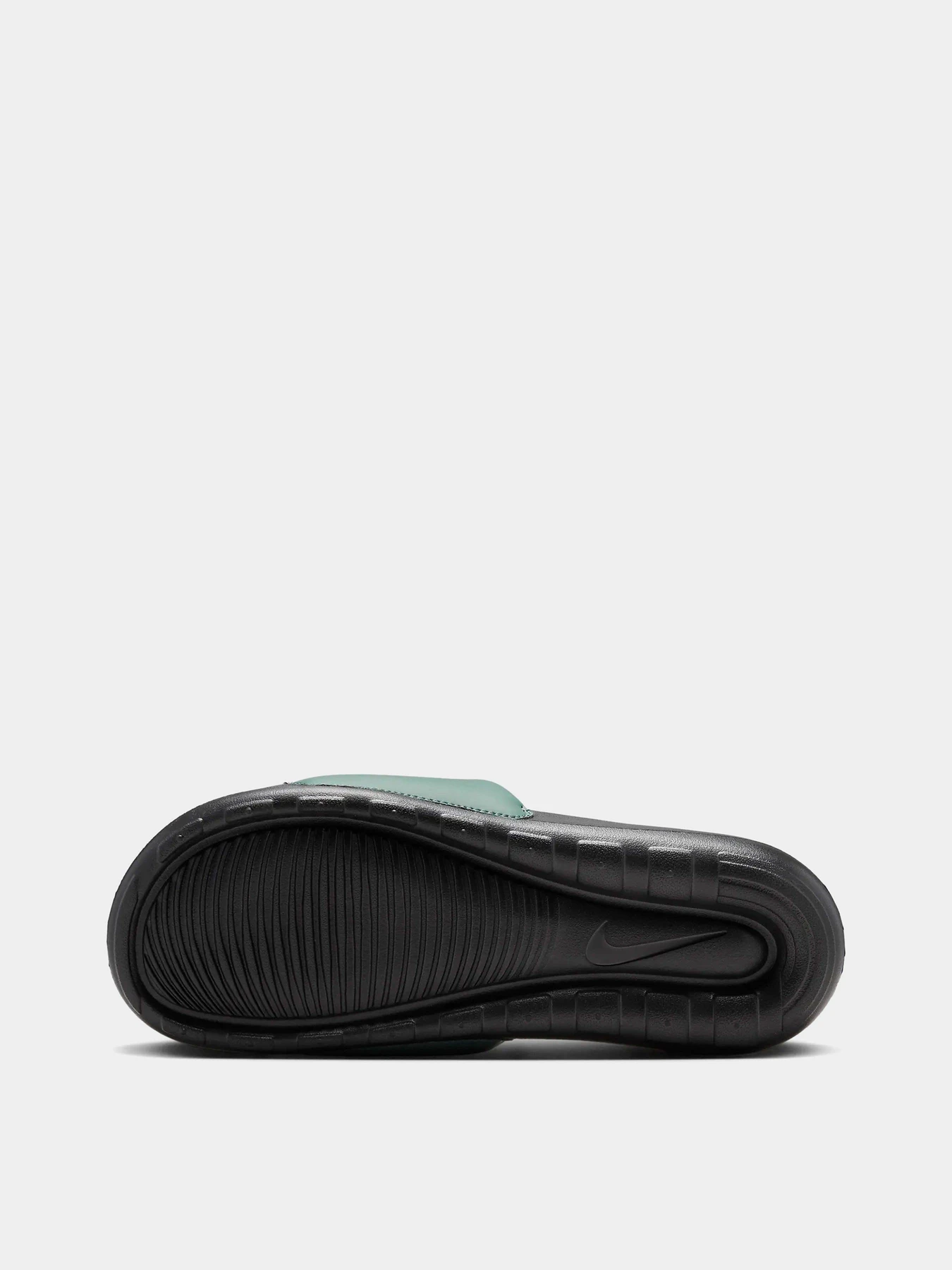 Шльопанці NIKE VICTORI ONE модель FZ1395-002 Шльопанці NIKE VICTORI ONE модель FZ1395-002 Фото