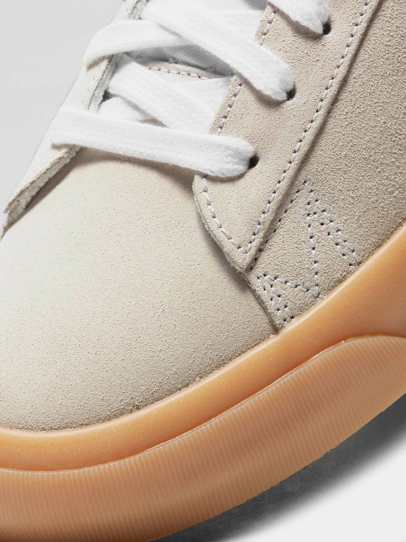 Кеды NIKE SB ZOOM BLAZER LOW PRO GT модель DC7695-100 Кеды NIKE SB ZOOM BLAZER LOW PRO GT модель DC7695-100 Фото