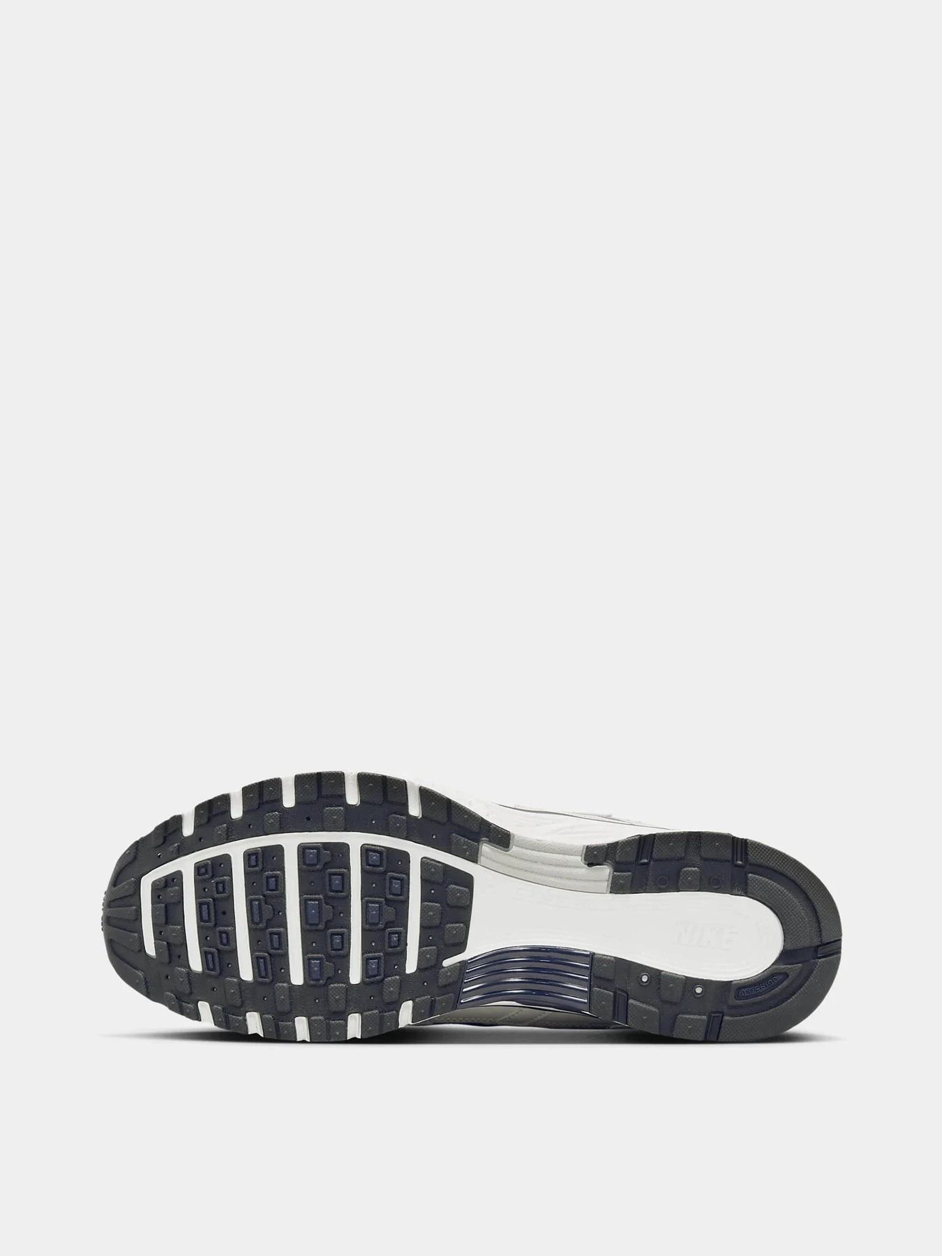 Кросівки NIKE P-6000 модель CD6404-018 Кросівки NIKE P-6000 модель CD6404-018 Фото