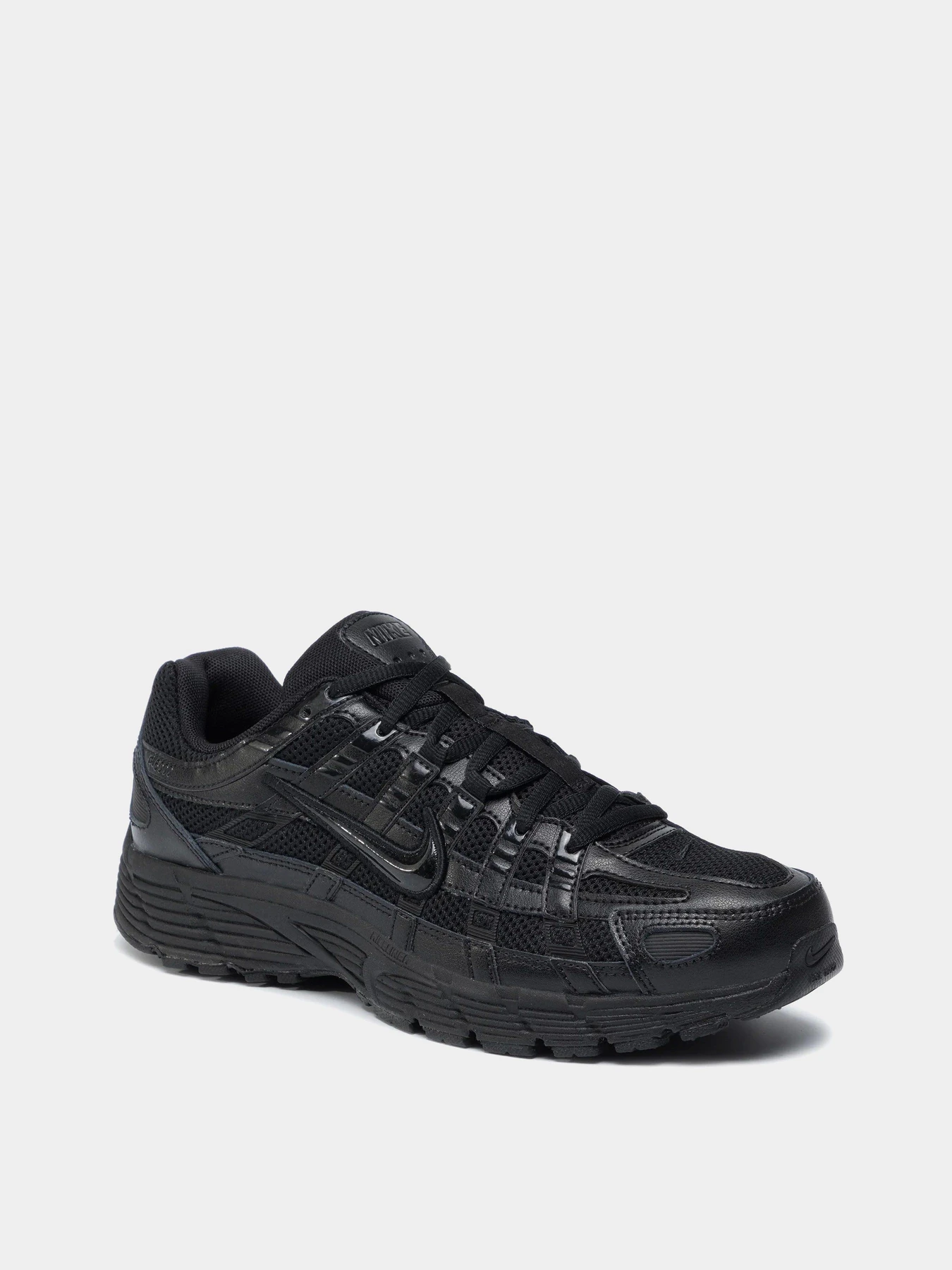 Кроссовки NIKE P-6000 модель CD6404-002 Фото
