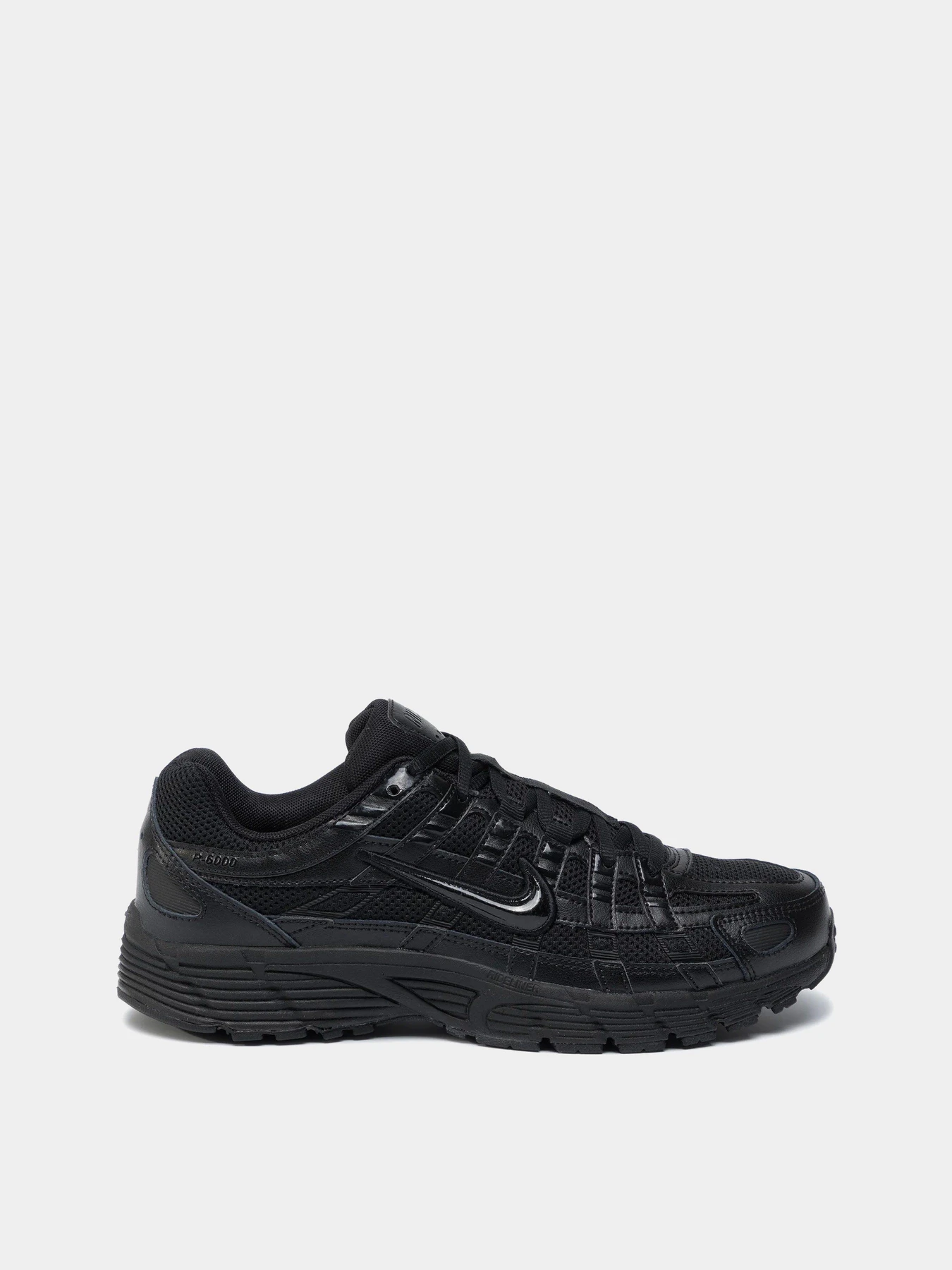 Кроссовки NIKE P-6000 модель CD6404-002 Фото