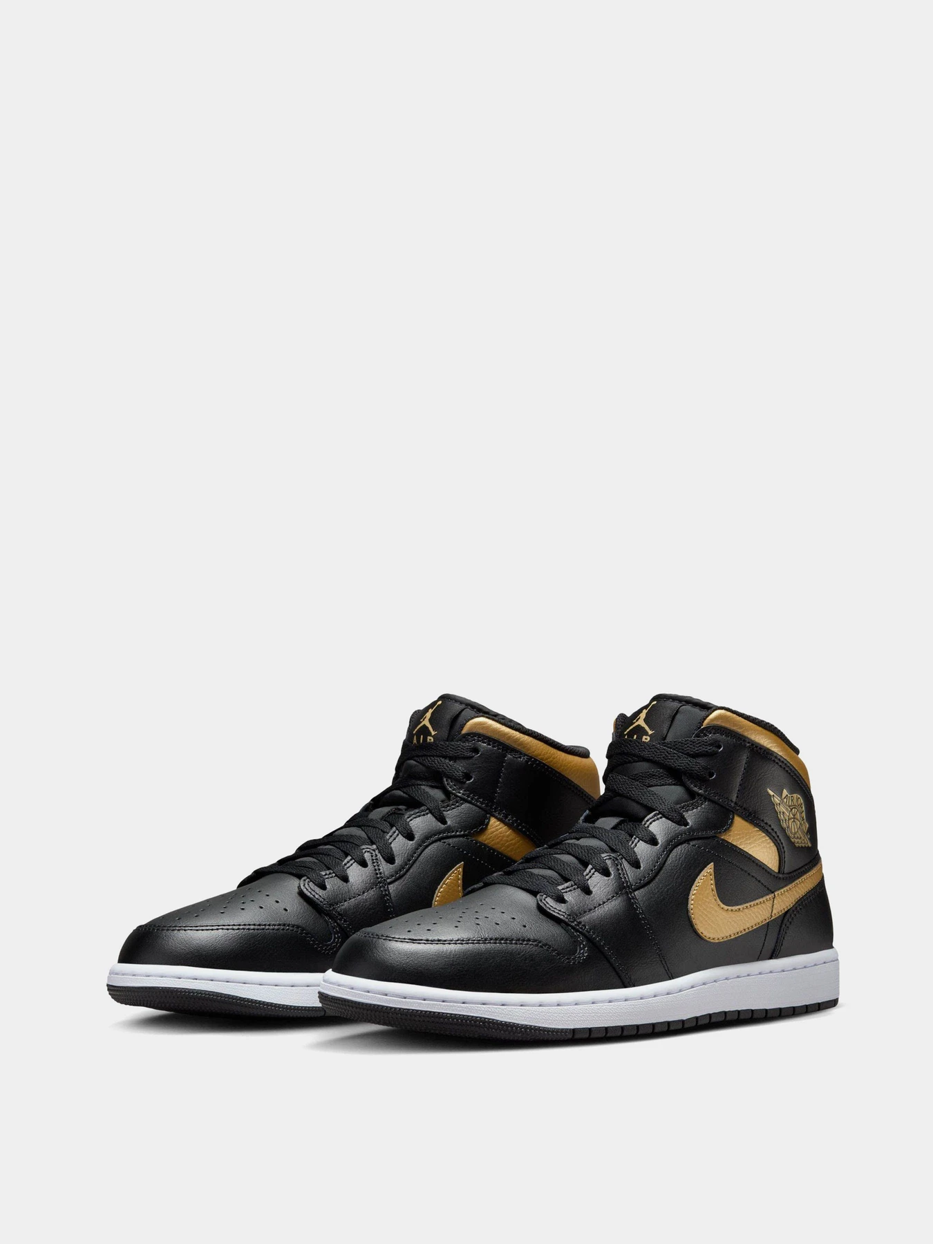 Кеды NIKE AIR JORDAN 1 MID модель DQ8426-071 Фото