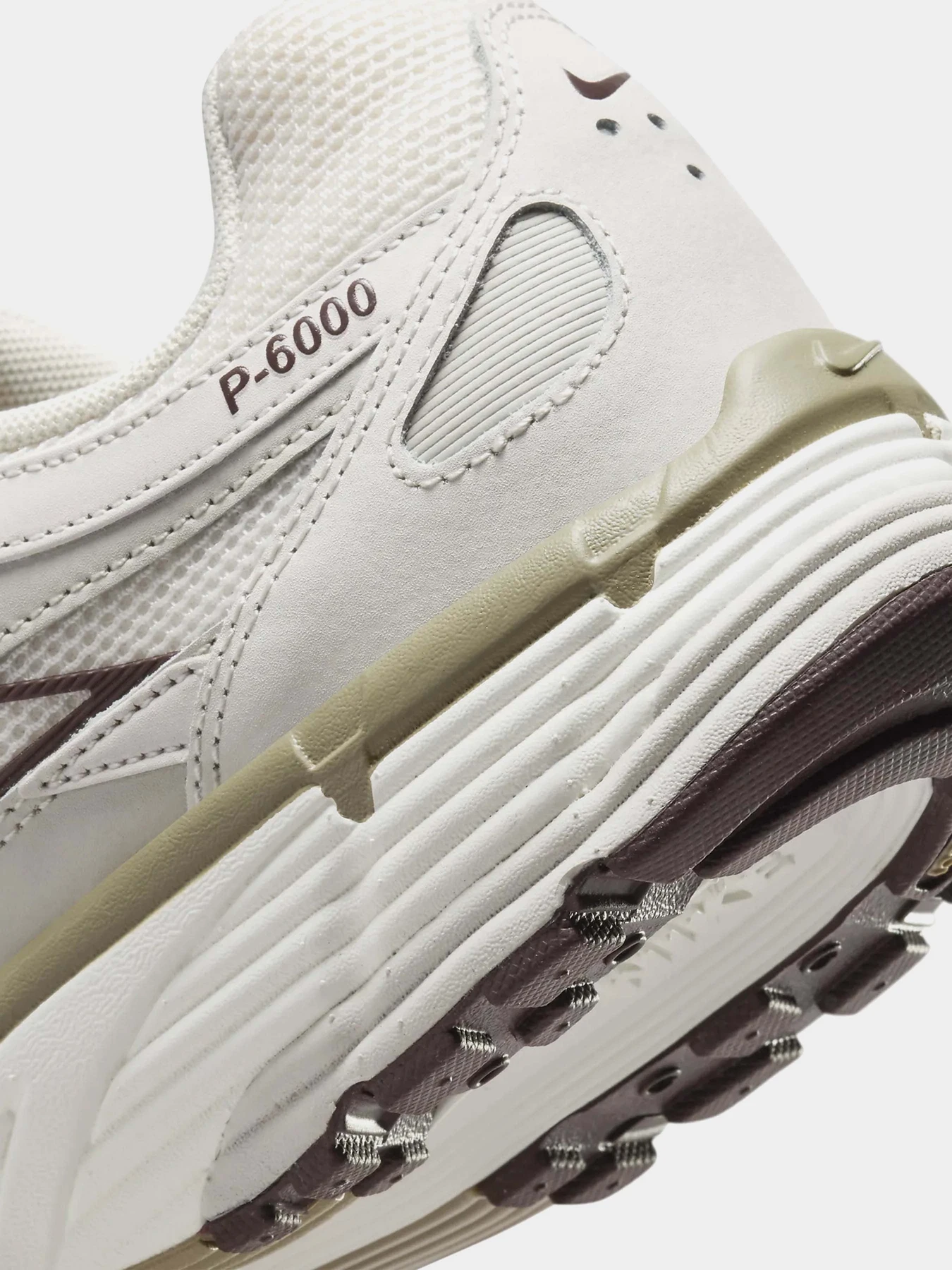 Кроссовки NIKE P-6000 модель HF0728-201 Кроссовки NIKE P-6000 модель HF0728-201 Фото