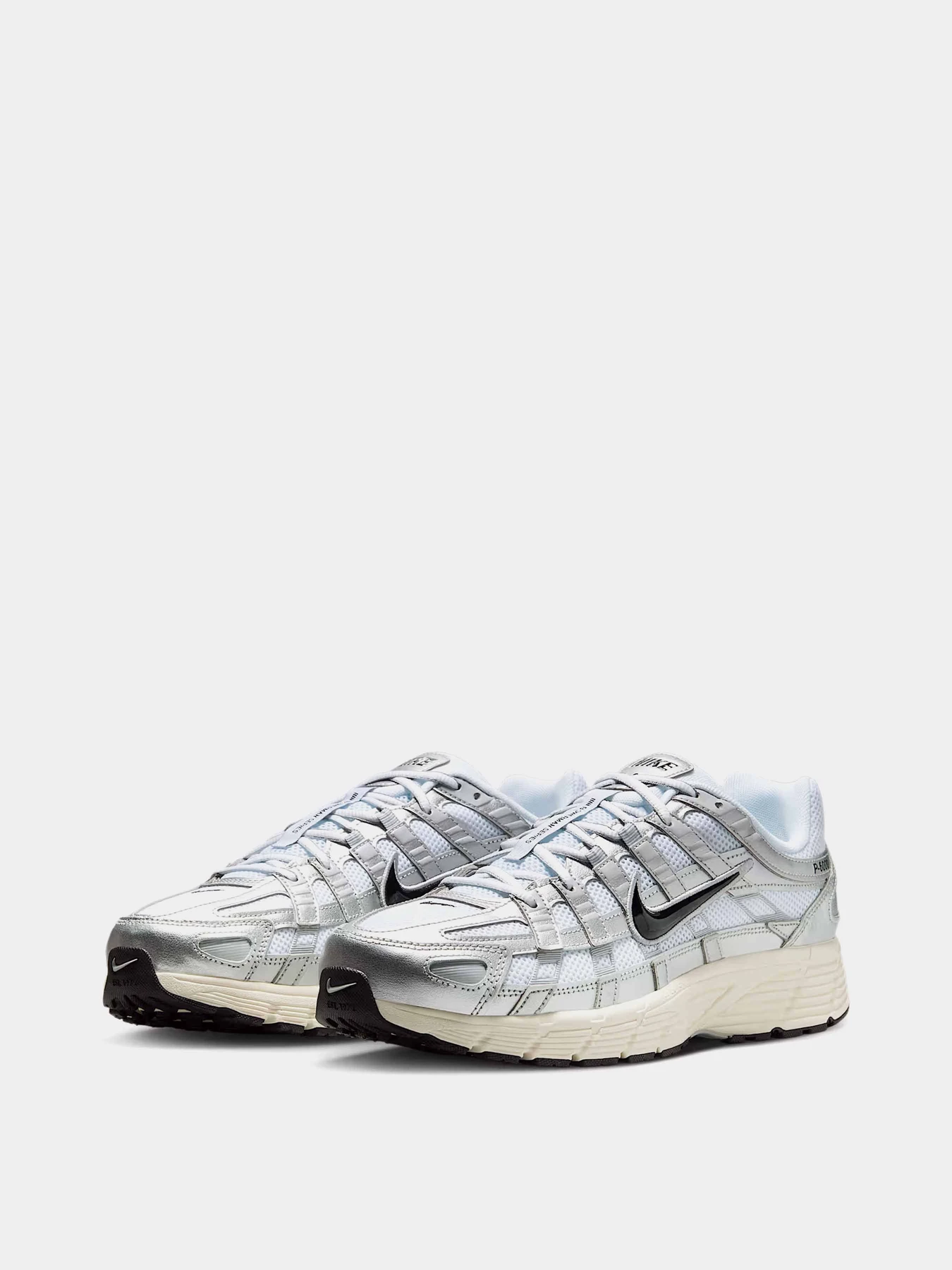 Кроссовки NIKE P-6000 модель CD6404-105 Кроссовки NIKE P-6000 модель CD6404-105 Фото