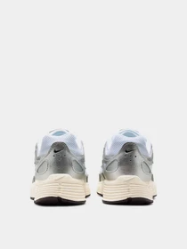 Кроссовки NIKE P-6000 модель CD6404-105 Фото