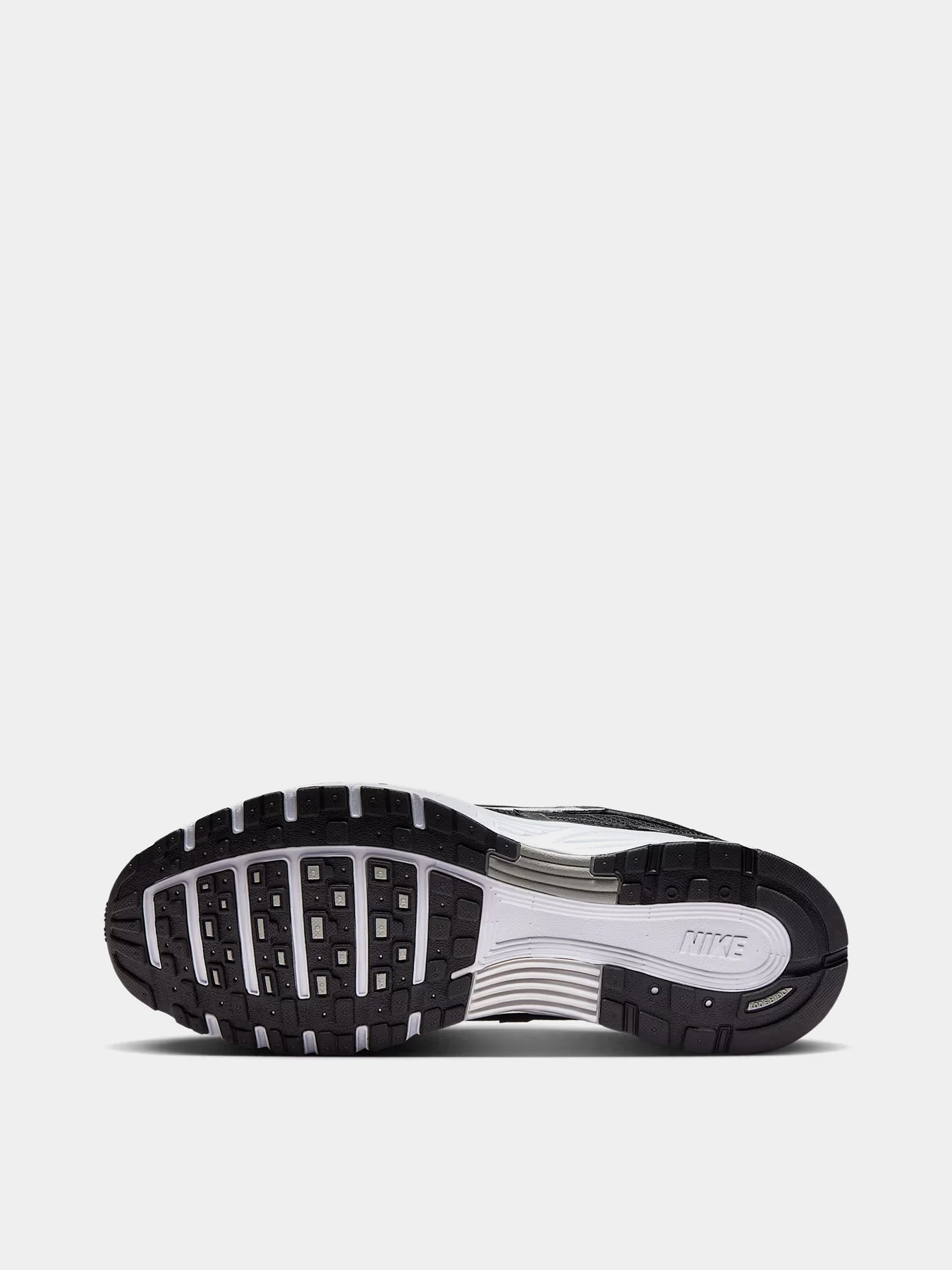 Кроссовки NIKE P-6000 модель CD6404-026 Кроссовки NIKE P-6000 модель CD6404-026 Фото