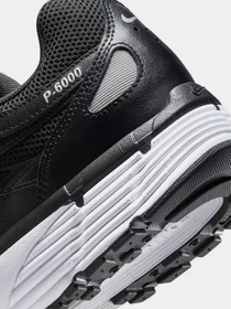 Кроссовки NIKE P-6000 модель CD6404-026 Фото