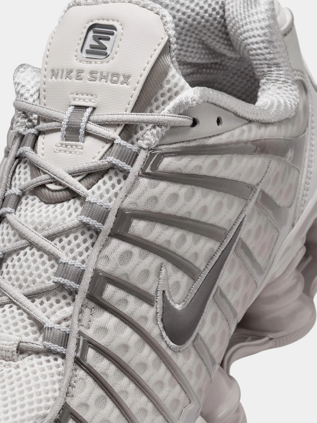 Кросівки NIKE SHOX TL модель AV3595-104 Кросівки NIKE SHOX TL модель AV3595-104 Фото