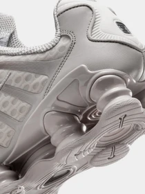Кросівки NIKE SHOX TL модель AV3595-104 Фото