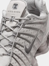 Кросівки NIKE SHOX TL модель AV3595-104 Фото