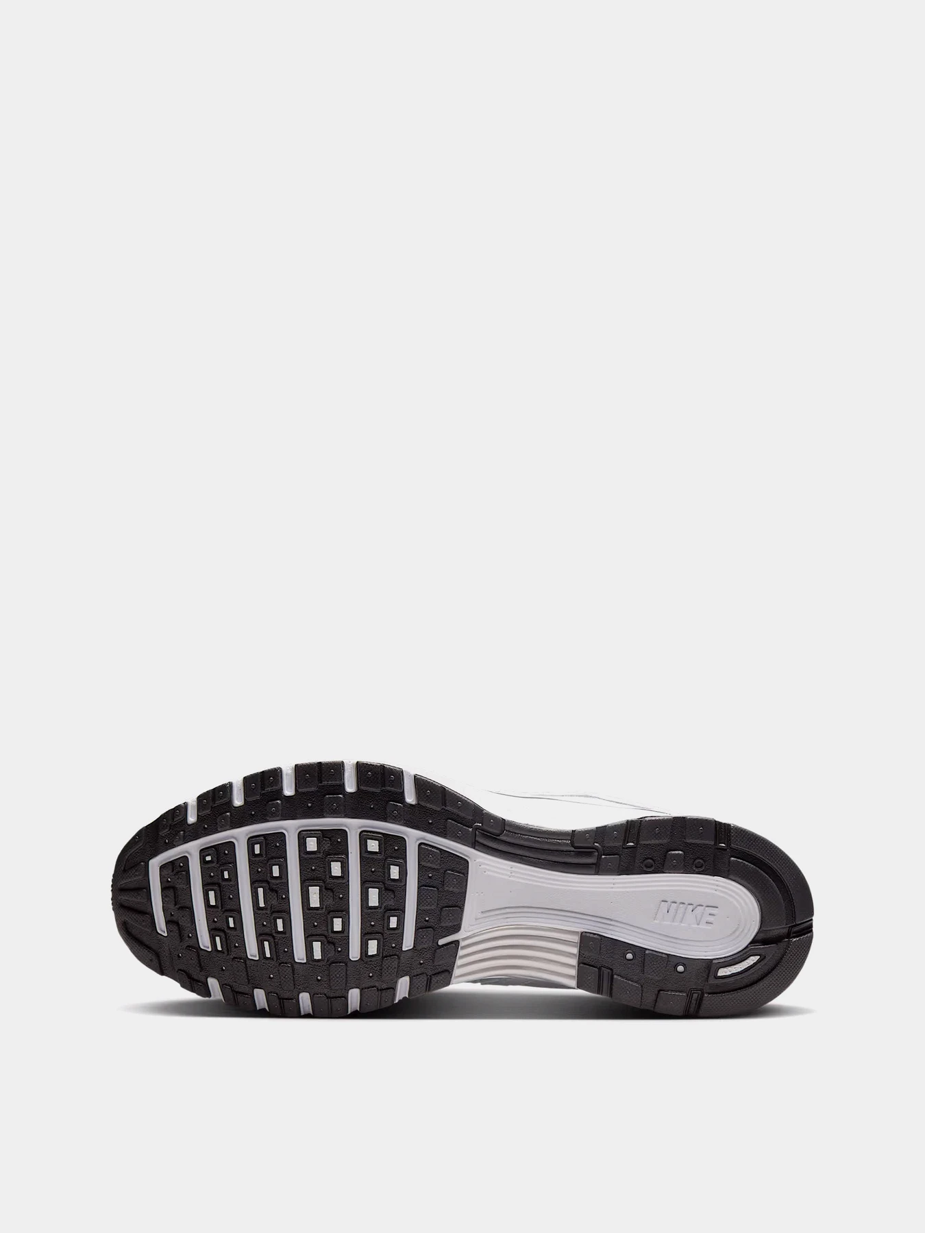 Кросівки NIKE P-6000 модель CD6404-107 Кросівки NIKE P-6000 модель CD6404-107 Фото