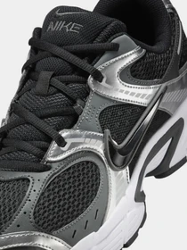 Кросівки NIKE V5 RNR модель HJ5228-004 Фото