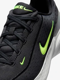Кроссовки NIKE UPLIFT SC модель IB2765-009 Фото