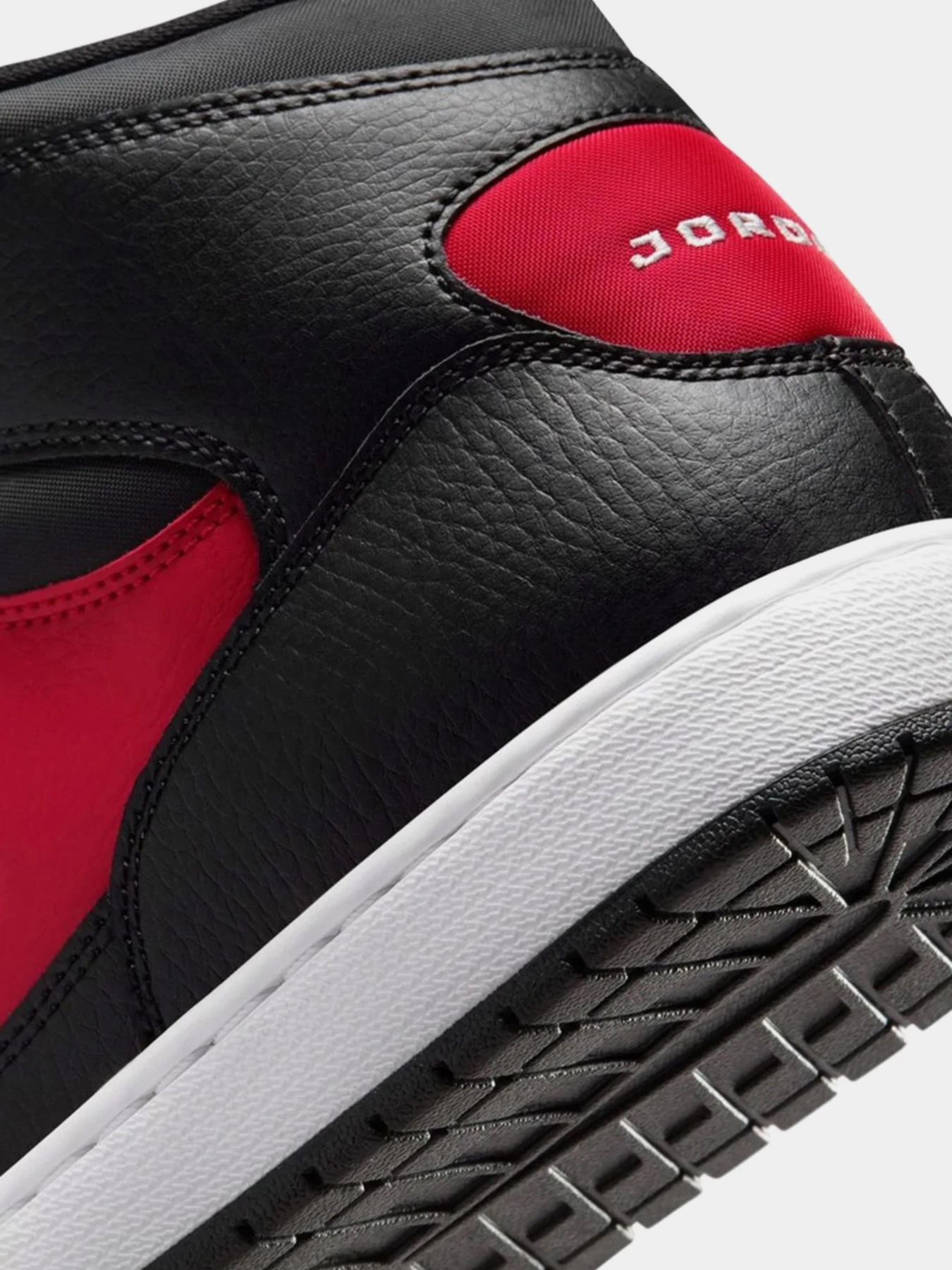 Кеды NIKE JORDAN COURT CONNECT MID модель IQ5685-006 Фото